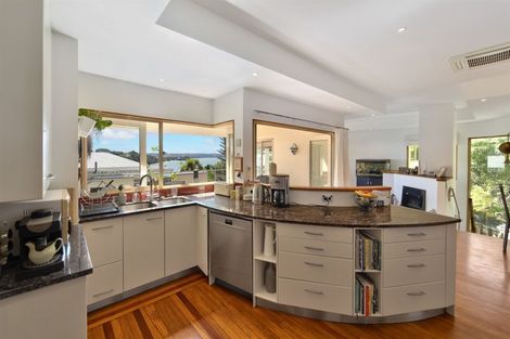 Photo of property in 53 Duncansby Road, Stanmore Bay, Whangaparaoa, 0932