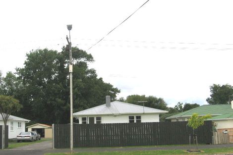 Photo of property in 120 Taniwha Street, Glen Innes, Auckland, 1072