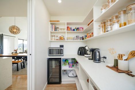 Photo of property in 6 Chatham Rise, Seaward Bush, Invercargill, 9812