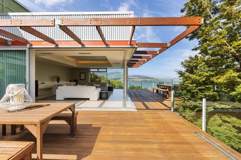 Photo of property in 56 Governors Bay Road, Cass Bay, Lyttelton, 8971