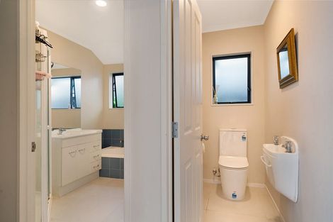 Photo of property in 37a Willerton Avenue, New Lynn, Auckland, 0600