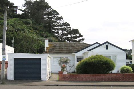 Photo of property in 8 Ribble Street, Island Bay, Wellington, 6023