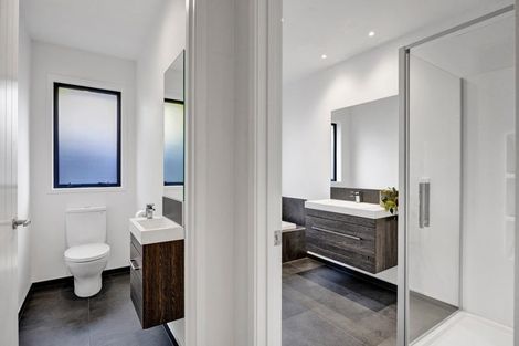 Photo of property in 5 Augusta Grove, Waiwhakaiho, New Plymouth, 4312