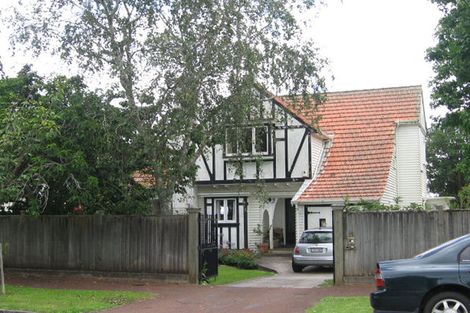 Photo of property in 15 Ferryhill Road, Epsom, Auckland, 1023