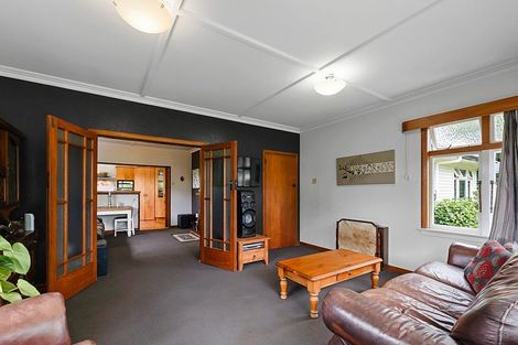 Photo of property in 14 Woodleigh Street, Frankleigh Park, New Plymouth, 4310