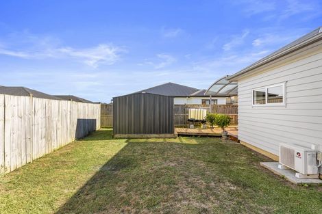 Photo of property in 24 Holcroft Street, Papakura, 2110