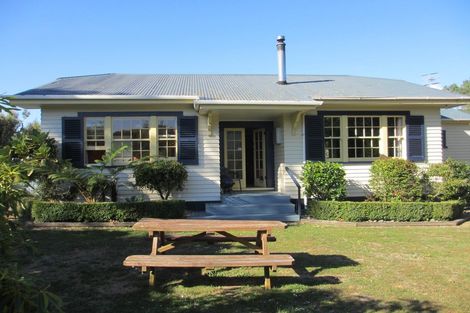 Photo of property in 2 Hillcrest Road, Ashhurst, Palmerston North, 4470