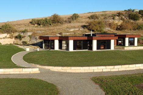 Photo of property in 81 Browns Road, Alma, Oamaru, 9491