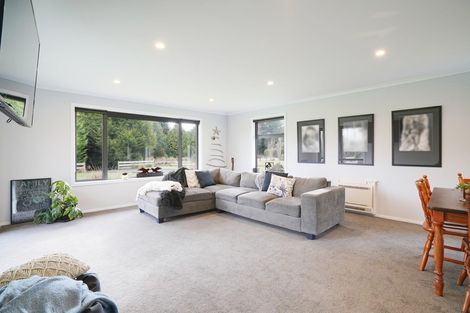 Photo of property in 93 Drysdale Road, Myross Bush, Invercargill, 9872