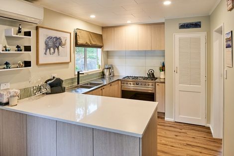 Photo of property in 12b Bell Street, Tawa, Wellington, 5028