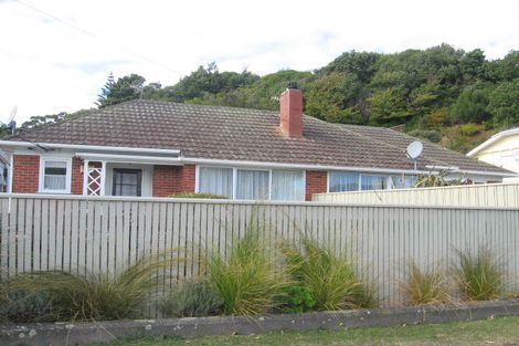 Photo of property in 39 Glamis Avenue, Strathmore Park, Wellington, 6022