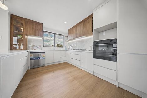 Photo of property in 80 Cambridge Terrace, Papatoetoe, Auckland, 2025
