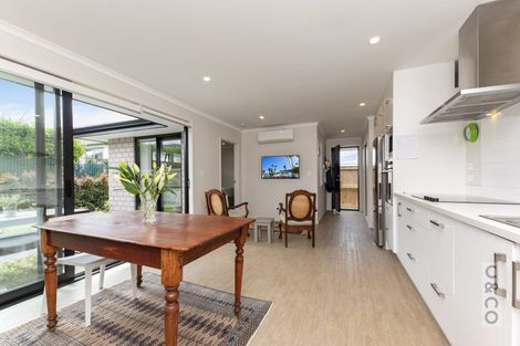 Photo of property in 17 Pitoitoi Drive, Riverhead, 0820