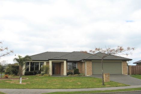 Photo of property in 1 Carlsberg Place, Papamoa Beach, Papamoa, 3118