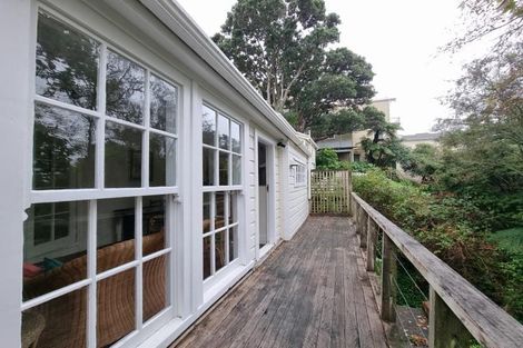 Photo of property in 37 Glenbervie Terrace, Thorndon, Wellington, 6011
