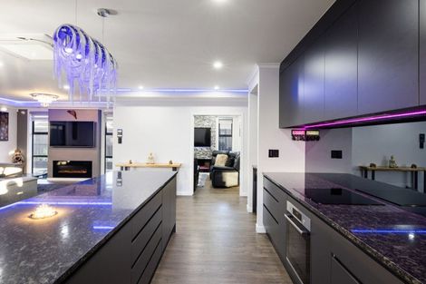 Photo of property in 27 Keerangi Place, Rototuna North, Hamilton, 3210