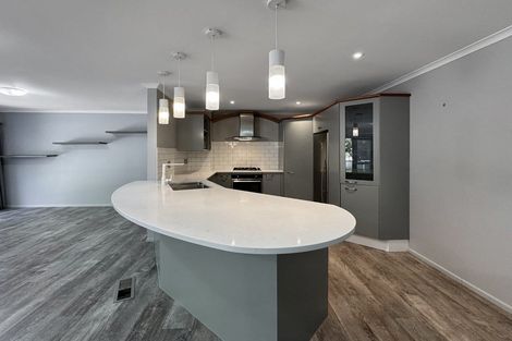 Photo of property in 5 Bank Road, Northland, Wellington, 6012