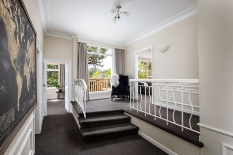 Photo of property in 30 Holsworthy Road, Lower Vogeltown, New Plymouth, 4310