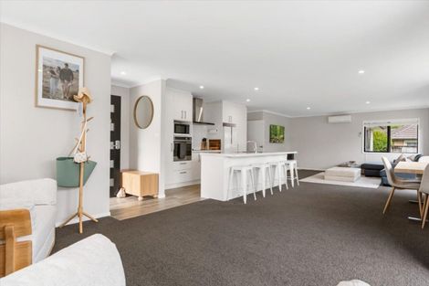 Photo of property in 14 Conniston Way, Pyes Pa, Tauranga, 3112