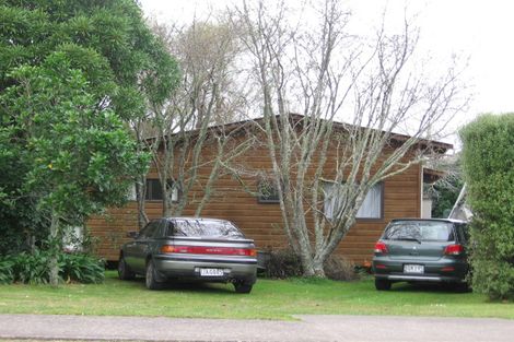 Photo of property in 45 Hahei Beach Road, Hahei, Whitianga, 3591