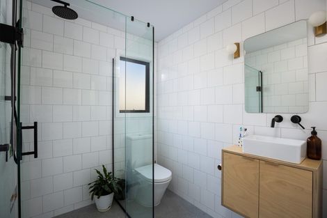 Photo of property in 22b Saint Ives Grove, Whalers Gate, New Plymouth, 4310