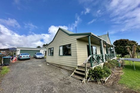 Photo of property in 9 Ahipara Road, Ahipara, Kaitaia, 0481