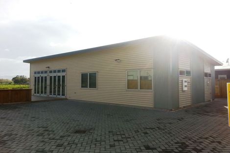 Photo of property in 44 Reel Road, Waihi Beach, 3611