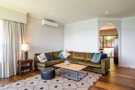 Photo of property in 5 Norwood Road, Bayswater, Auckland, 0622