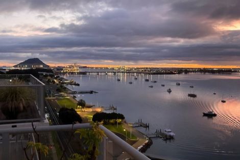 Photo of property in 15/72e Devonport Road, Tauranga, 3110