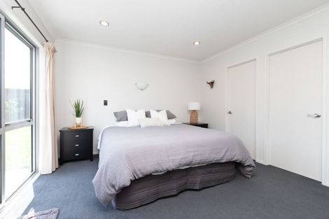 Photo of property in 14 Chatham Place, Rototuna North, Hamilton, 3210