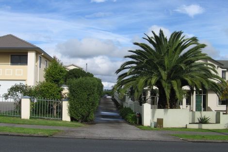 Photo of property in 42 Somerville Road, Shelly Park, Auckland, 2014