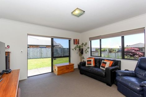Photo of property in 11 Coby Sydney Drive, Bell Block, New Plymouth, 4312