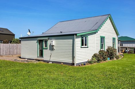 Photo of property in 1 Mahuru Lane, Okato, 4335