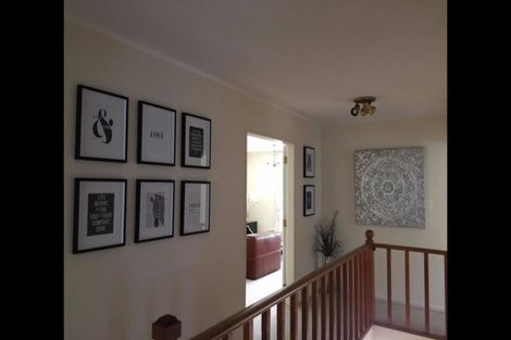 Photo of property in 70 Sailmaker Close, Whitby, Porirua, 5024