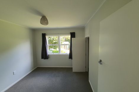 Photo of property in 11 Blenheim Place, Vogeltown, New Plymouth, 4310