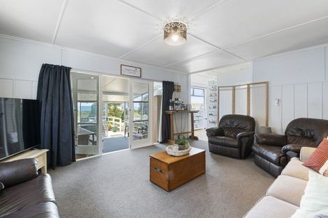 Photo of property in 1017 Papamoa Beach Road, Papamoa Beach, Papamoa, 3118