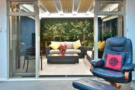 Photo of property in 2/126 Whangaparaoa Road, Red Beach, 0932