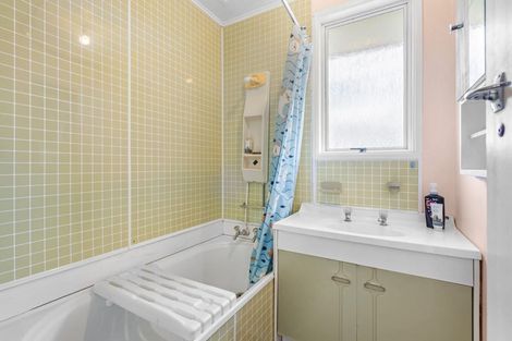 Photo of property in 14 Otuhiwai Crescent, Tikipunga, Whangarei, 0112