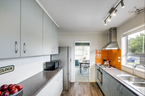 Photo of property in 74 Leicester Avenue, Tamatea, Napier, 4112