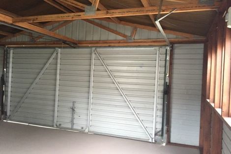 Photo of property in 1/56 Shifnal Drive, Randwick Park, Auckland, 2105