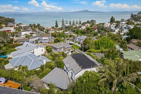 Photo of property in 8 Oban Road, Browns Bay, Auckland, 0630