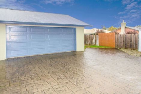 Photo of property in 40 Sunninghurst Drive, Fairfield, Dunedin, 9018