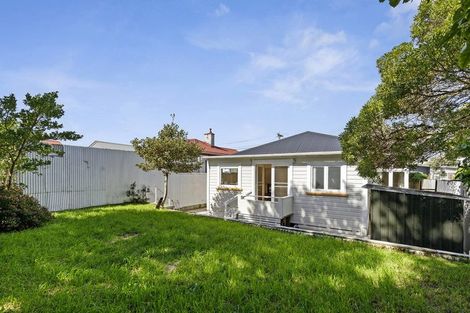 Photo of property in 5 Oriental Street, Petone, Lower Hutt, 5012