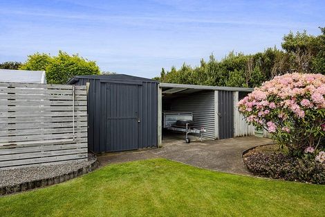Photo of property in 11 County Drive, Hawera, 4610