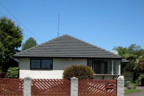Photo of property in 66 Farquhars Road, Redwood, Christchurch, 8051