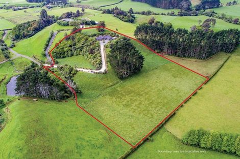 Photo of property in 89 Tape Road, Hillsborough, New Plymouth, 4372