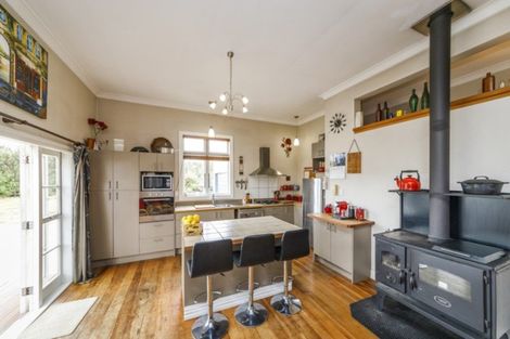 Photo of property in 50 London Street, Kimbolton, Feilding, 4777