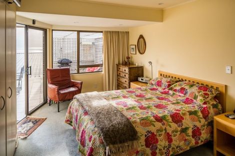 Photo of property in 9/9 Wilkinson Street, Oriental Bay, Wellington, 6011