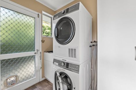 Photo of property in 3a Rossiter Crescent, Lynmouth, New Plymouth, 4310