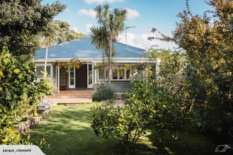 Photo of property in 15 Burnley Terrace, Mount Eden, Auckland, 1024